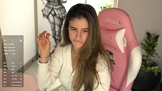 Snapshot of tatiana__cortes18 chatting on 04.05.26 tatiana cortes18 online show from 04.05.26