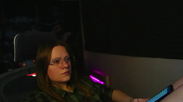 Snapshot of TessaSwans chatting on 01.31.25 TessaSwans online show from 01.31.25