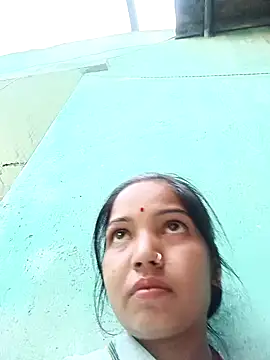 Bhuvi Bedi online show from 02.02.25