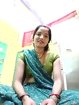 Bhuvi Bedi online show from 02.26.25