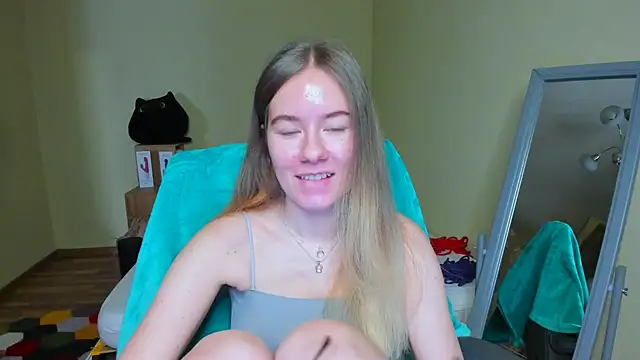 EmilyPaw online show from 02.27.25