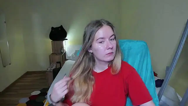 EmilyPaw online show from 03.05.25