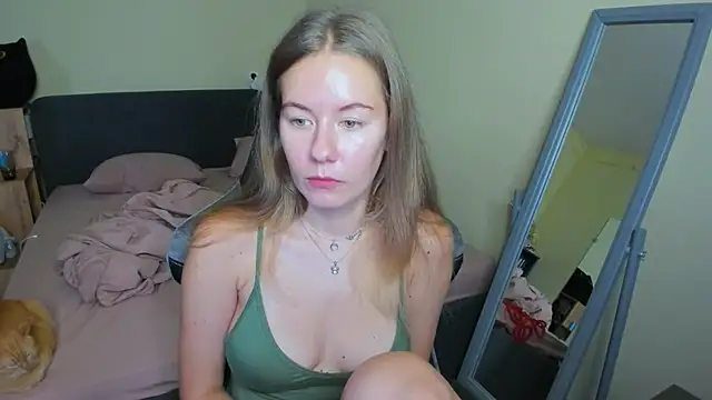 EmilyPaw online show from 09.16.25