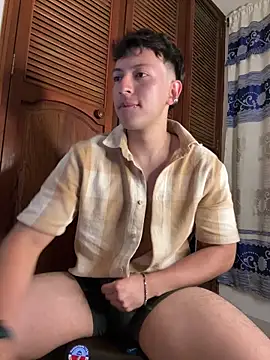 Snapshot of Amon__ashford chatting on 02.13.25 Amon ashford online show from 02.13.25