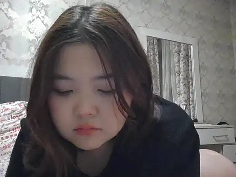 Snapshot of elysiann3 chatting on 02.02.25 elysiann3 online show from 02.02.25