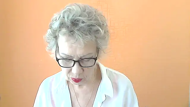 NessyJenixs online show from 07.18.26