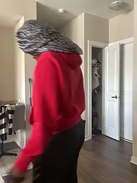 theprettysoles online show from 12.21.25