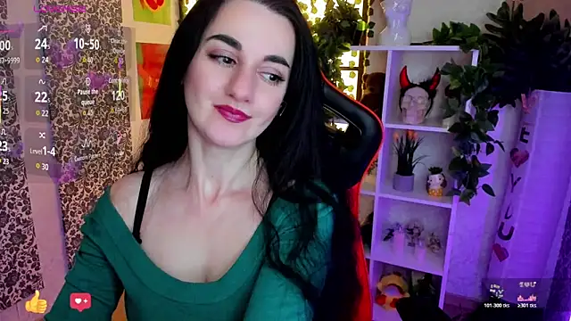 Snapshot of JessicaAlfo chatting on 05.18.26 JessicaAlfo online show from 05.18.26