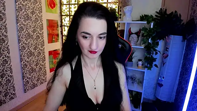 Snapshot of JessicaAlfo chatting on 05.20.26 JessicaAlfo online show from 05.20.26