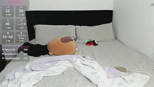 LiloshRoxy online show from 02.15.25