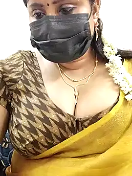Queenflowerr online show from 01.26.25