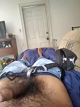 Snapshot of Ernestomh chatting on 09.08.25 Ernestomh online show from 09.08.25