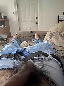 Snapshot of Ernestomh chatting on 09.22.25 Ernestomh online show from 09.22.25