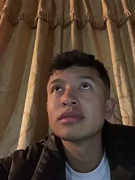 Snapshot of sebaxx8_ chatting on 02.02.25 sebaxx8 online show from 02.02.25