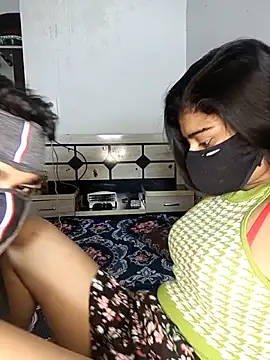 Love-N online show from 12.18.25