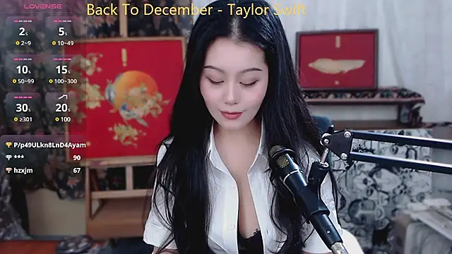 Snapshot of cat-lady-6688 chatting on 02.11.25 cat-lady-6688 online show from 02.11.25