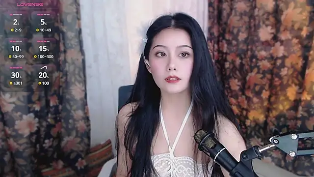 Snapshot of cat-lady-6688 chatting on 02.26.25 cat-lady-6688 online show from 02.26.25