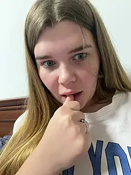 ella zzz online show from 02.03.26