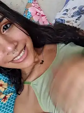 Snapshot of novinhatransexy chatting on 12.20.25 novinhatransexy online show from 12.20.25