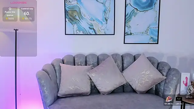 Layla Breezee online show from 10.23.25