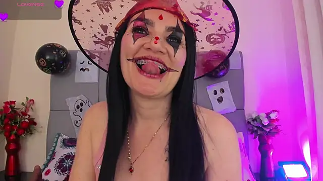 scarlet hit online show from 11.02.25