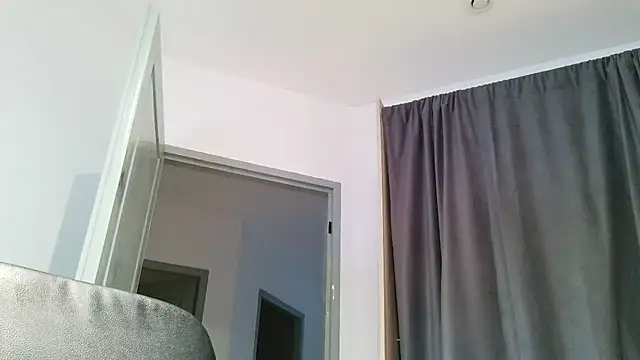 Snapshot of serena__vedette chatting on 03.16.26 serena vedette online show from 03.16.26