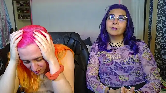 Snapshot of Evelan420 chatting on 11.20.25 Evelan420 online show from 11.20.25