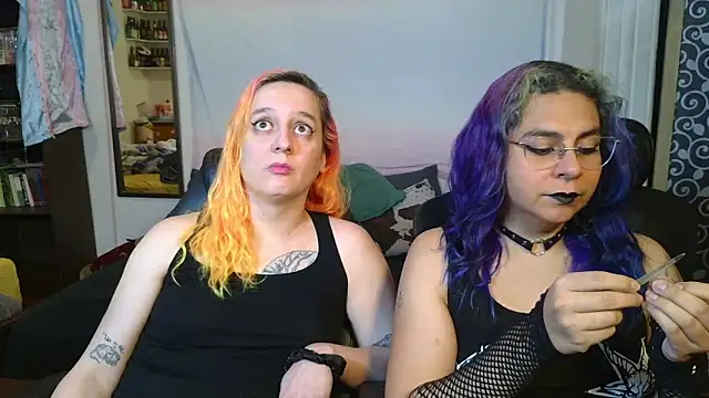 Snapshot of Evelan420 chatting on 02.16.26 Evelan420 online show from 02.16.26