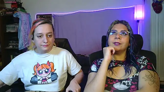 Snapshot of Evelan420 chatting on 03.20.26 Evelan420 online show from 03.20.26