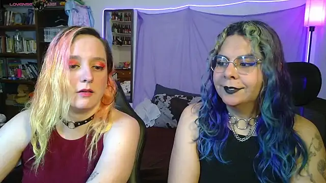 Snapshot of Evelan420 chatting on 03.31.26 Evelan420 online show from 03.31.26