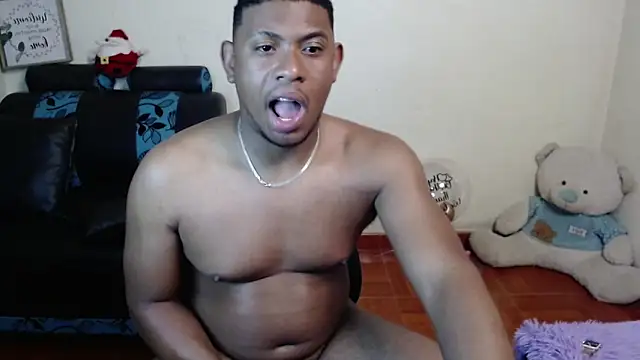 Snapshot of Therocablack chatting on 03.04.25 Therocablack online show from 03.04.25