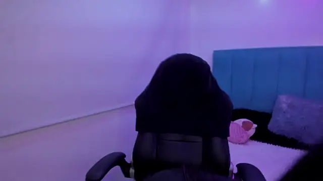 Snapshot of Belinda_Braund chatting on 09.22.25 Belinda Braund online show from 09.22.25