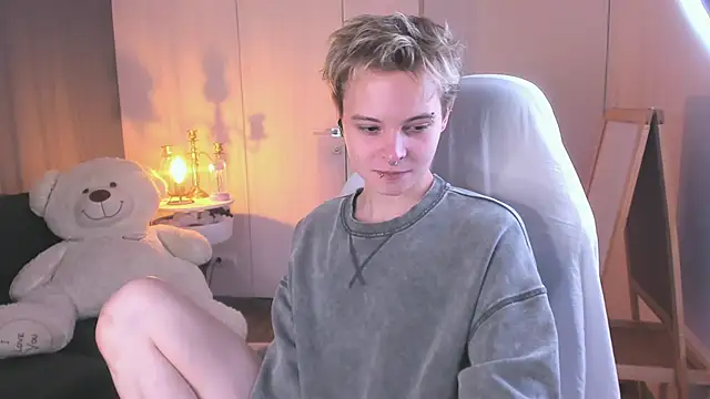 DemianEnglen online show from 09.13.25