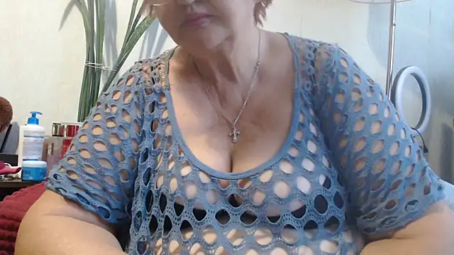 DeniseeRosea online show from 10.12.25