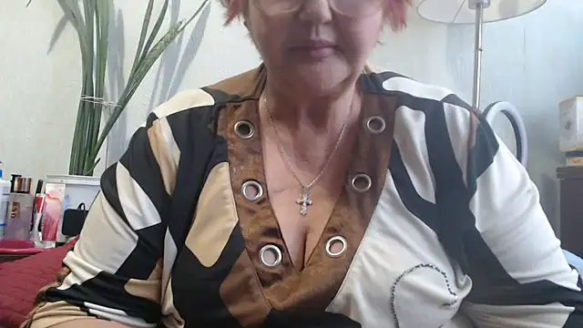 DeniseeRosea online show from 10.16.25