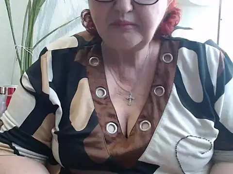 Snapshot of DeniseeRosea chatting on 05.18.26 DeniseeRosea online show from 05.18.26