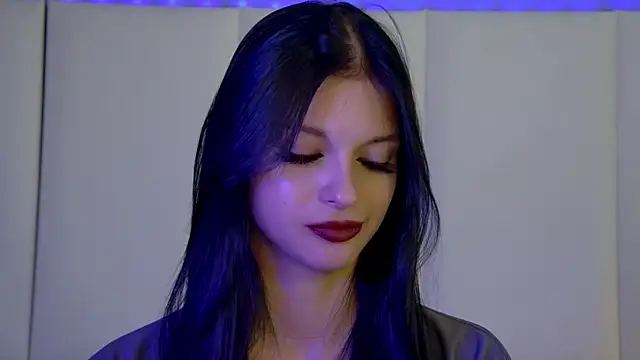 Snapshot of BeverlyMost chatting on 03.08.25 BeverlyMost online show from 03.08.25