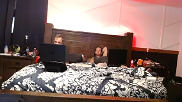 Snapshot of krash_n_babi chatting on 03.01.26 krash n babi online show from 03.01.26