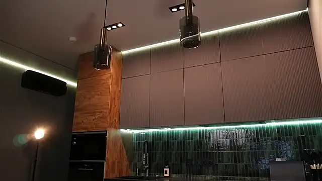 Sofa 01 online show from 03.04.26