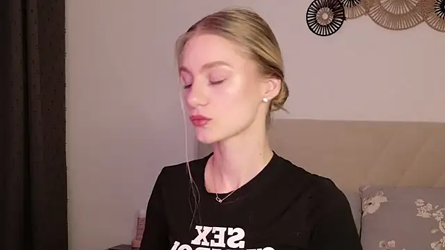GabriellaOlsen online show from 05.19.26