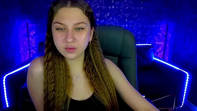 Snapshot of AureliaBliss_ chatting on 01.28.25 AureliaBliss online show from 01.28.25