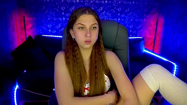 Snapshot of AureliaBliss_ chatting on 01.28.25 AureliaBliss online show from 01.28.25