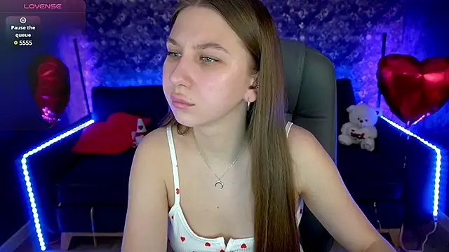 Snapshot of AureliaBliss_ chatting on 02.20.25 AureliaBliss online show from 02.20.25