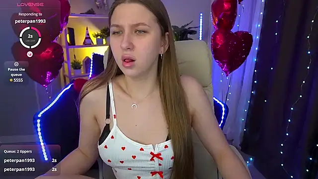 Snapshot of AureliaBliss_ chatting on 02.22.25 AureliaBliss online show from 02.22.25