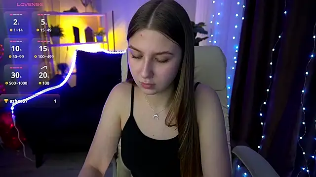 Snapshot of AureliaBliss_ chatting on 03.20.25 AureliaBliss online show from 03.20.25