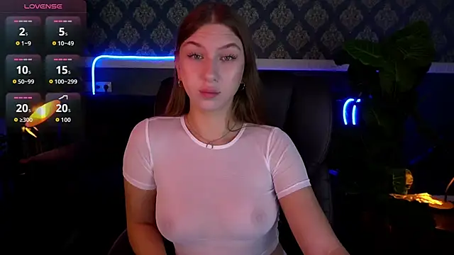 Snapshot of AureliaBliss_ chatting on 09.18.25 AureliaBliss online show from 09.18.25