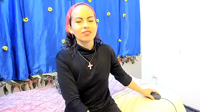 ShairaMarss online show from 10.12.25