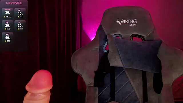 Ohmy Nora  online show from 02.14.25