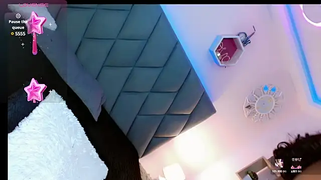 Angeles Busst online show from 02.28.25