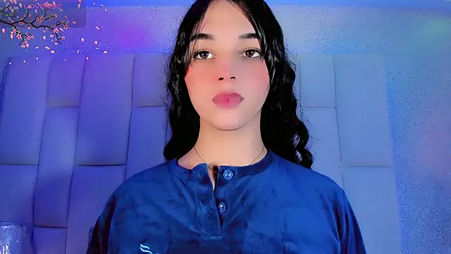 Angeles Busst online show from 09.22.25